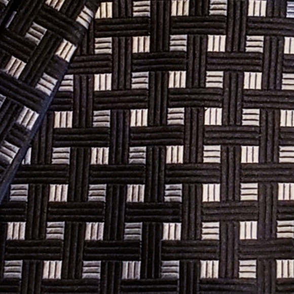 VAN HEUSEN Black Men's Necktie - Picture 5 of 5